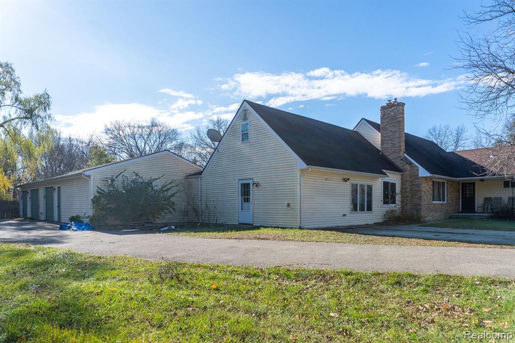 8477 Coldwater Road Flushing, MI 48433 - Photo 49 of 53