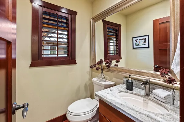 $1,950,000 | 6916 Soundview Drive, Gig Harbor, WA 98335