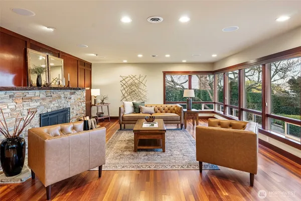 $1,950,000 | 6916 Soundview Drive, Gig Harbor, WA 98335