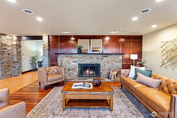 $1,950,000 | 6916 Soundview Drive, Gig Harbor, WA 98335