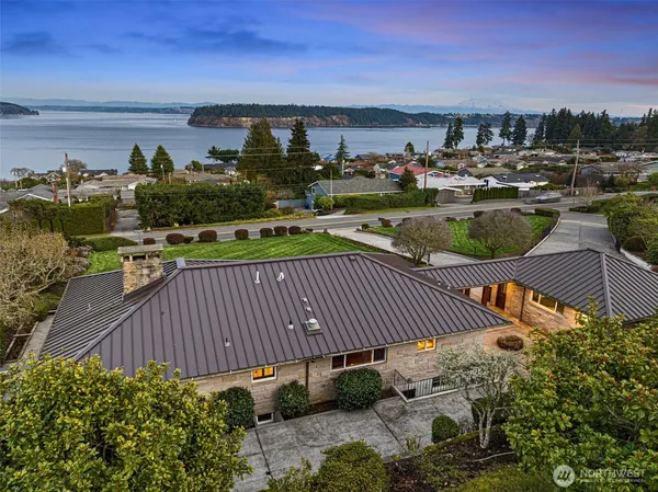 $1,950,000 | 6916 Soundview Drive, Gig Harbor, WA 98335