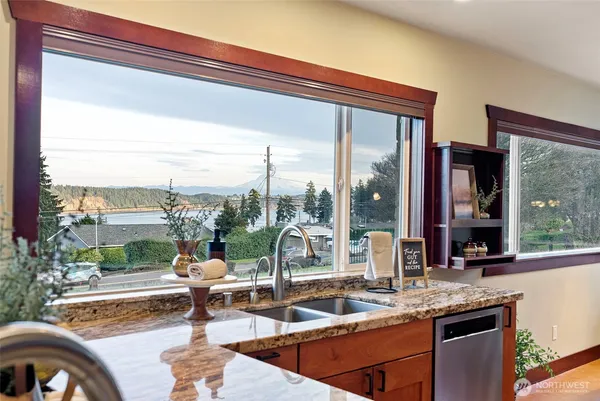 $1,950,000 | 6916 Soundview Drive, Gig Harbor, WA 98335