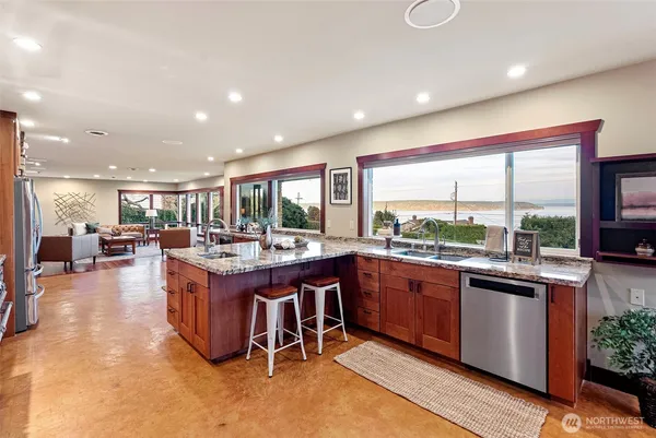 $1,950,000 | 6916 Soundview Drive, Gig Harbor, WA 98335