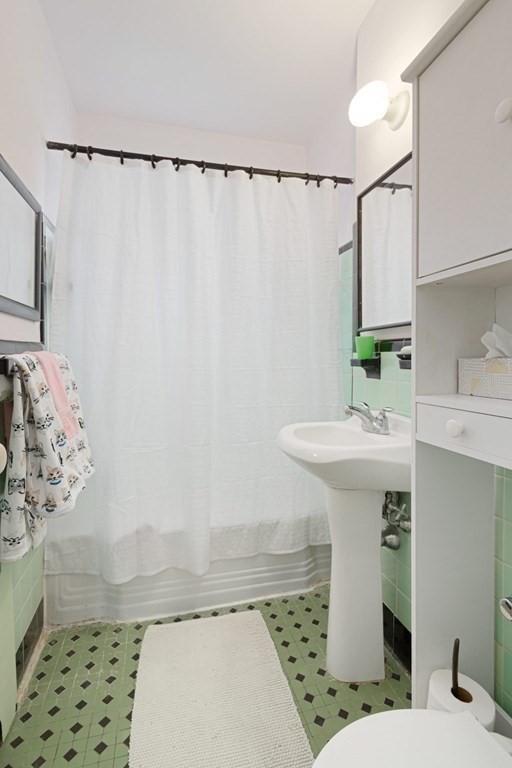 36 Browne Street, Unit 6 Brookline, MA 02446 - Photo 12 of 19