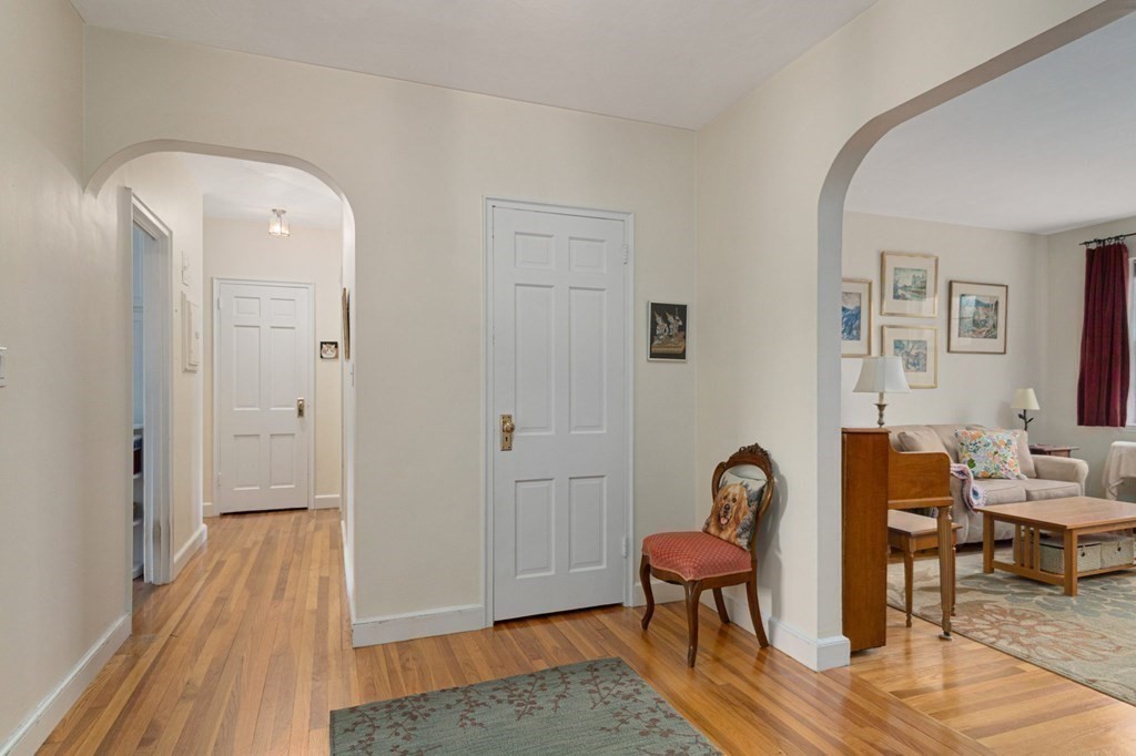 36 Browne Street, Unit 6 Brookline, MA 02446 - Photo 6 of 19