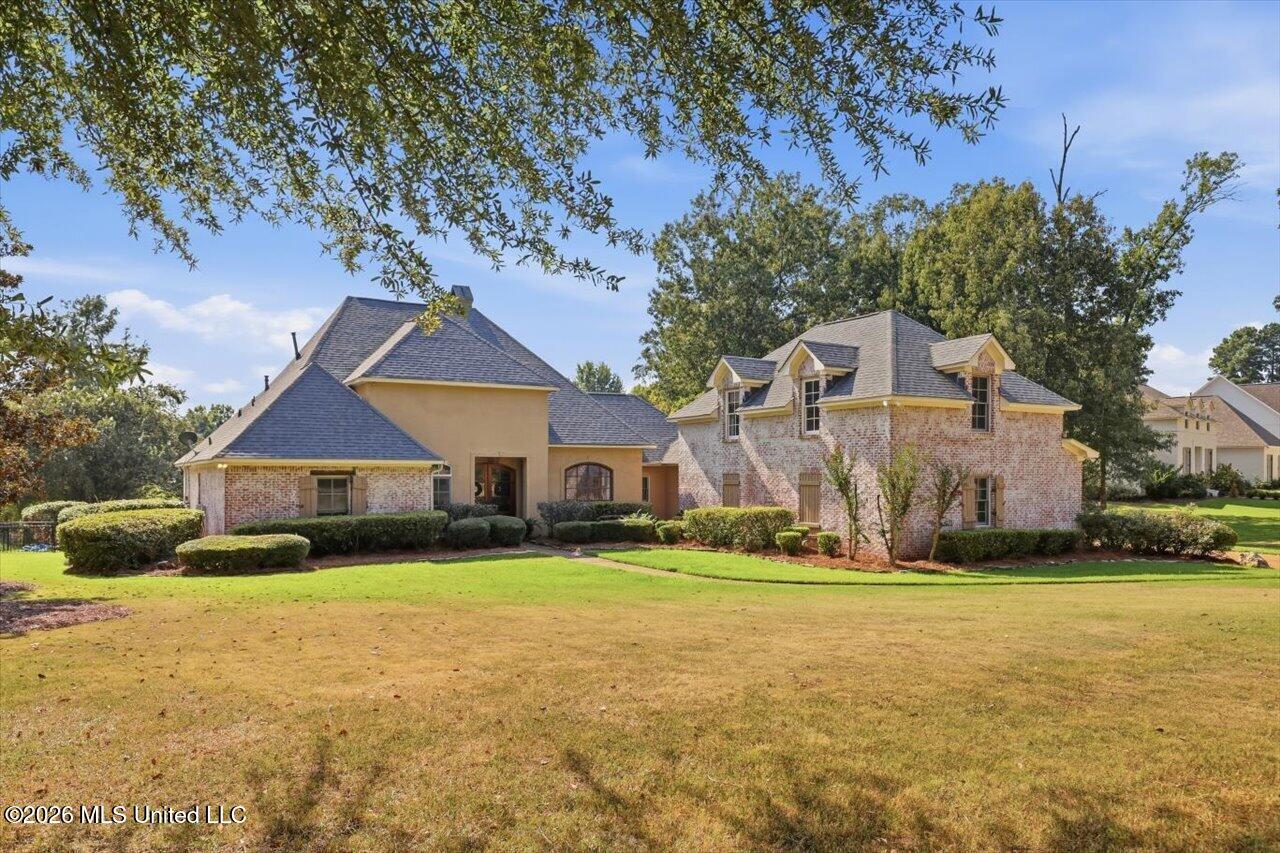 110 Lake Ridge Drive Madison, MS 39110 - Photo 2 of 70 02-110 Lake Ridge Dr _ Hometoursms.com