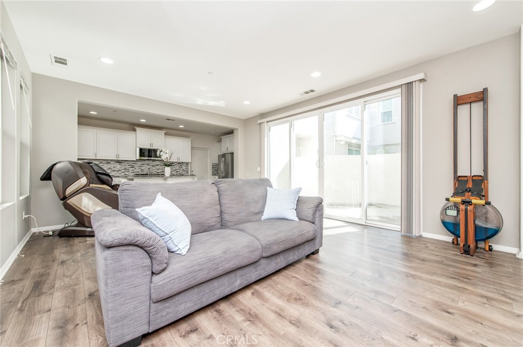 149 Acamar Irvine, CA 92618 - Photo 15 of 31