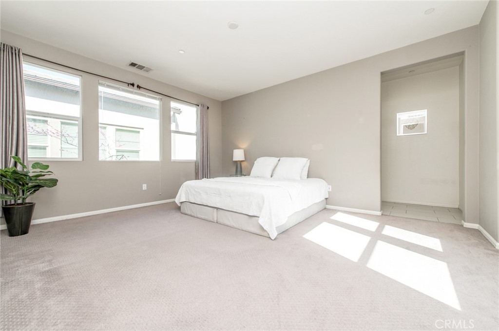 149 Acamar Irvine, CA 92618 - Photo 22 of 31