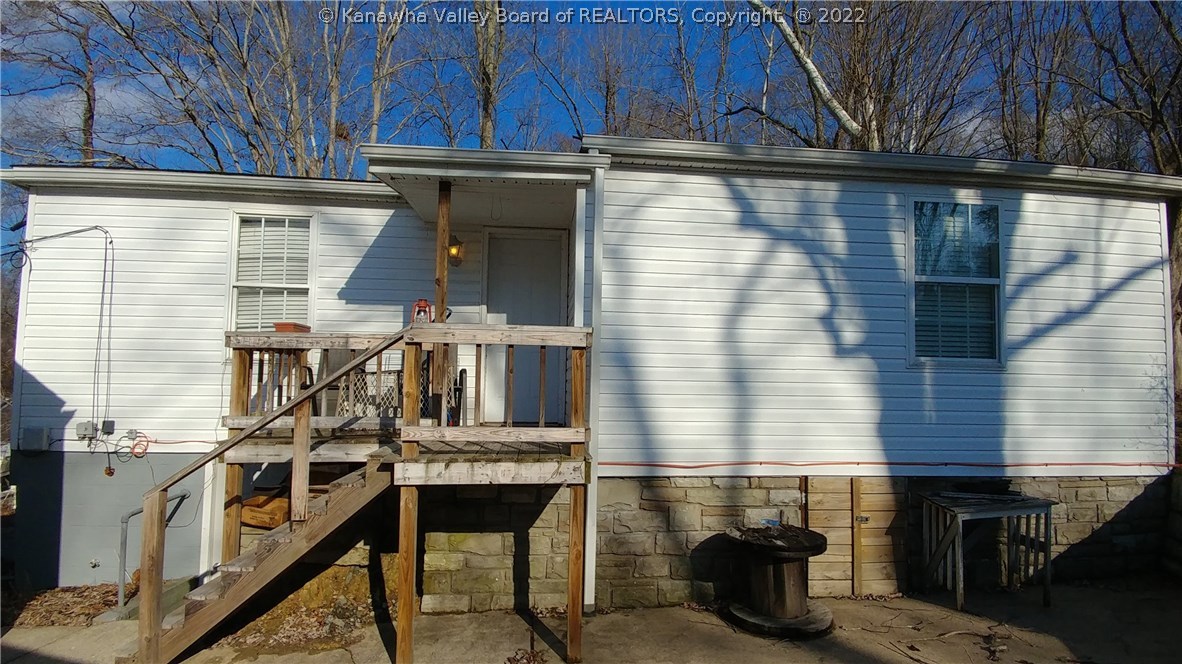 3816 Indian Creek Road Elkview, WV 25071 - Photo 4 of 21 Gallery Image 4