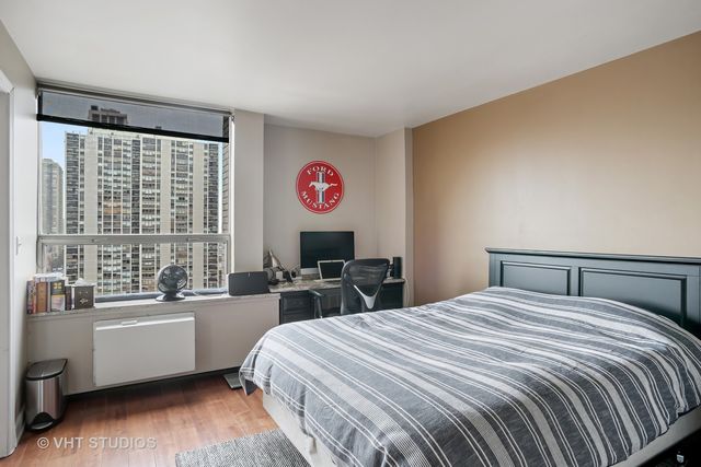 $224,400 | 1360 North Sandburg Terrace, Unit 1510C, Chicago, IL 60610