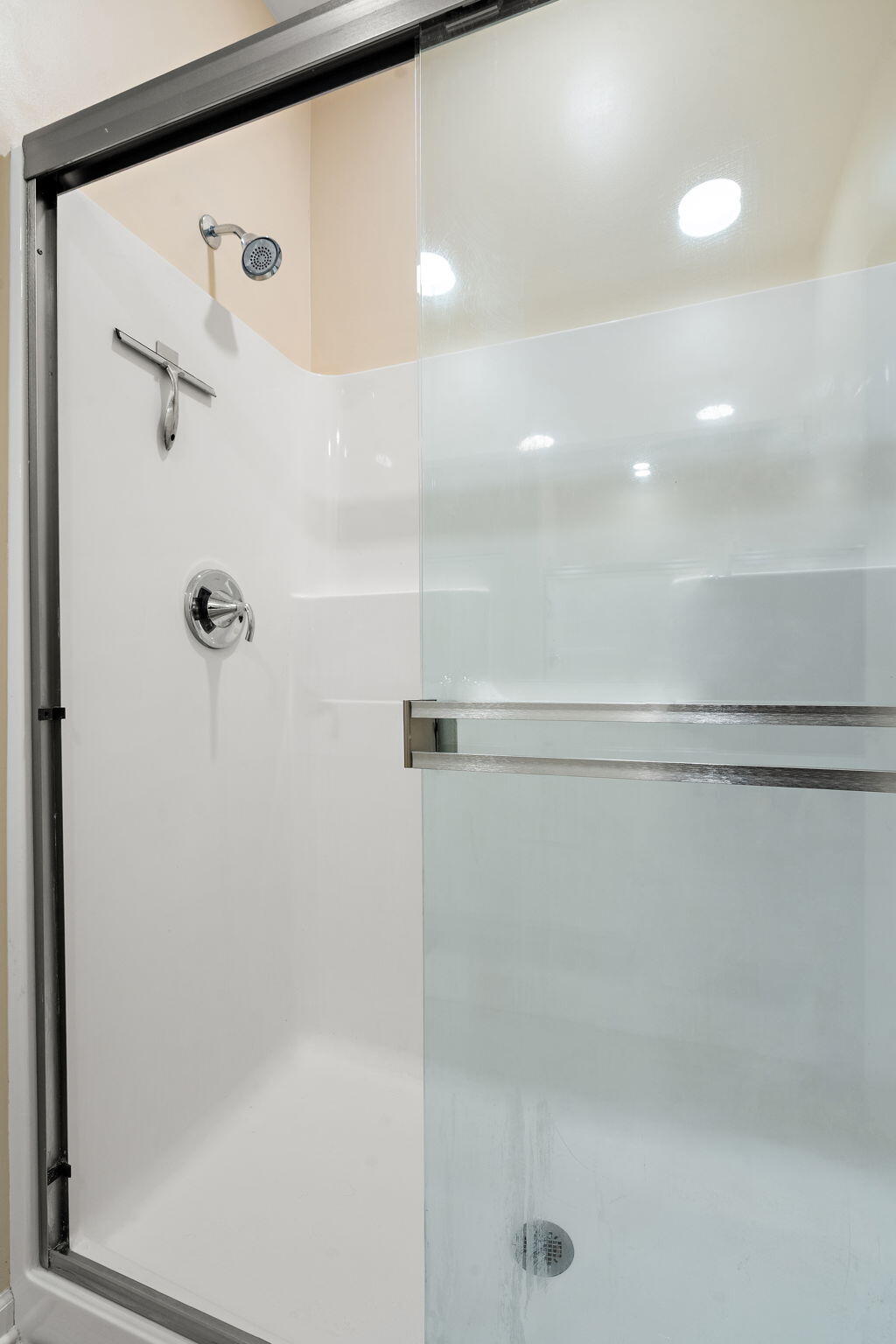 11664 Thomas Street Winfield, IN 46307 - Photo 19 of 30 a bathroom with a shower