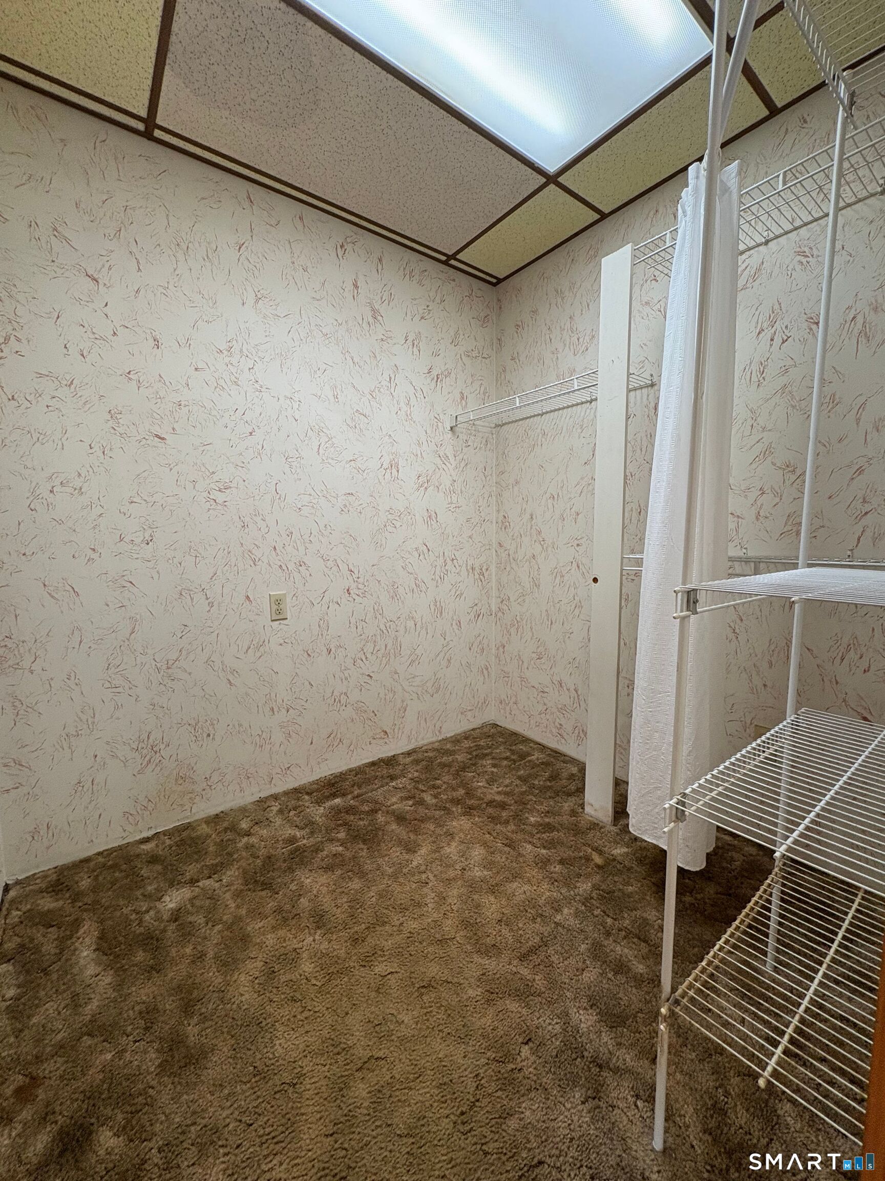 278 Chamberlain Road Middletown, CT 06457 - Photo 7 of 9