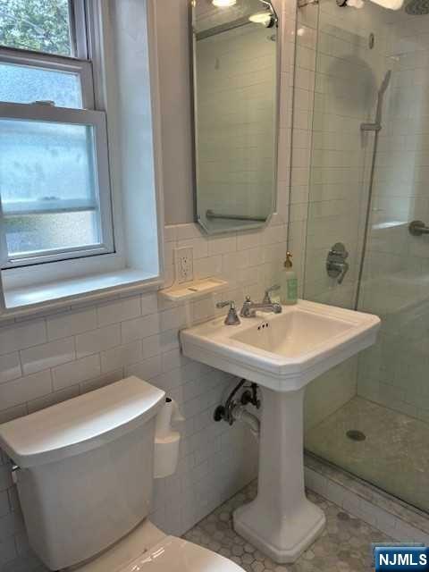 209 Grand Avenue, Unit A Rutherford, NJ 07070 - Photo 12 of 14 Gallery Image 12