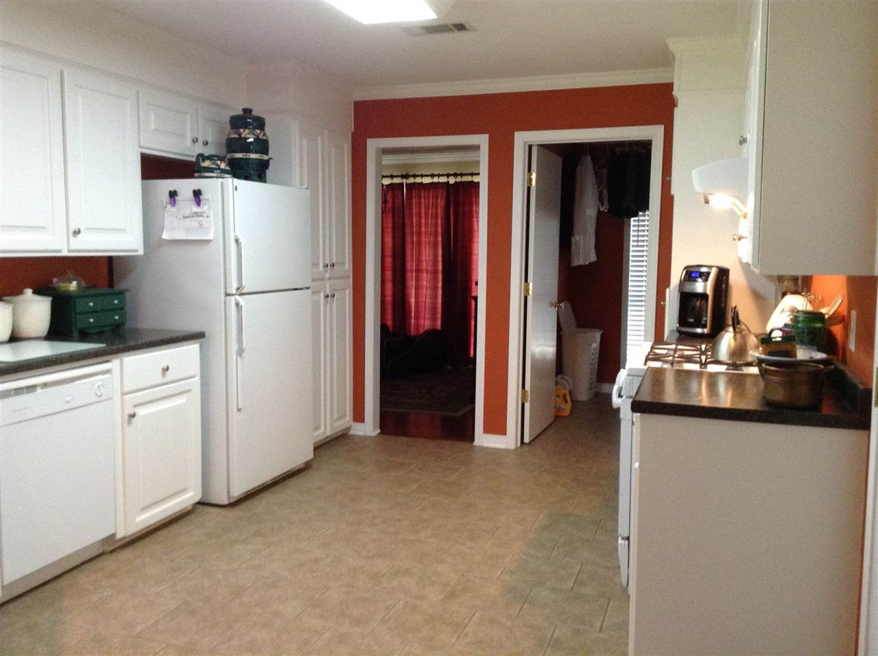 108 Glen Cove Road Brandon, MS 39047 - Photo 10 of 28 Photo 10