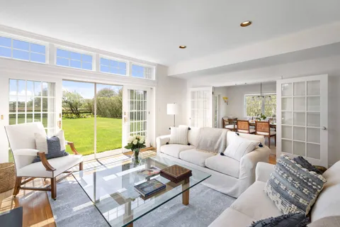 $6,400,000 | 26 Osborn Farm Lane, Wainscott, NY 11975