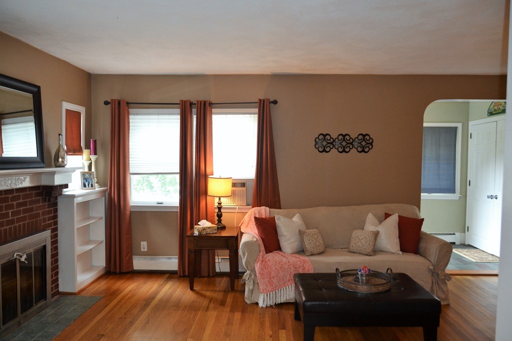 55 Katherine Road Stoneham, MA 02180 - Photo 11 of 22 Gallery Image 11