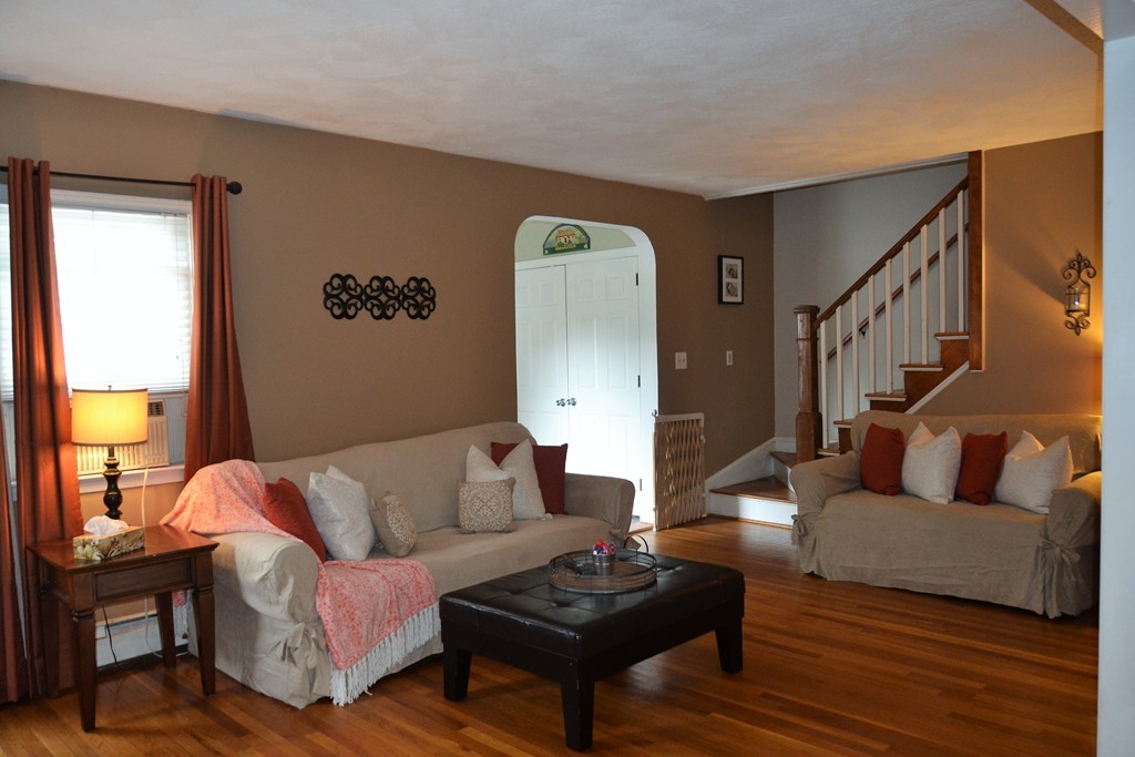 55 Katherine Road Stoneham, MA 02180 - Photo 12 of 22 Gallery Image 12