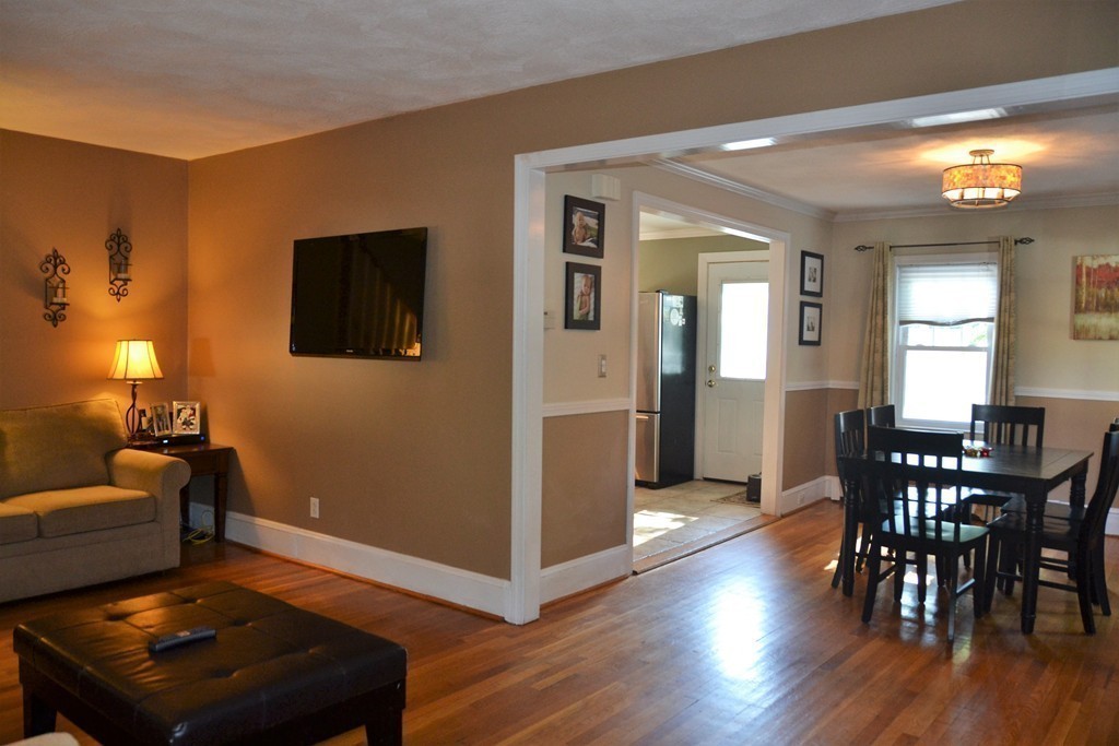 55 Katherine Road Stoneham, MA 02180 - Photo 8 of 22 Gallery Image 8
