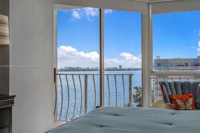 $375,000 | 7601 East Treasure Drive, Unit 1021, North Bay Village, FL 33141