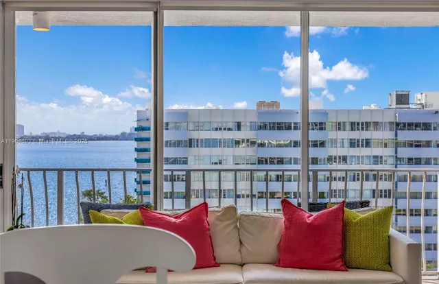 $375,000 | 7601 East Treasure Drive, Unit 1021, North Bay Village, FL 33141