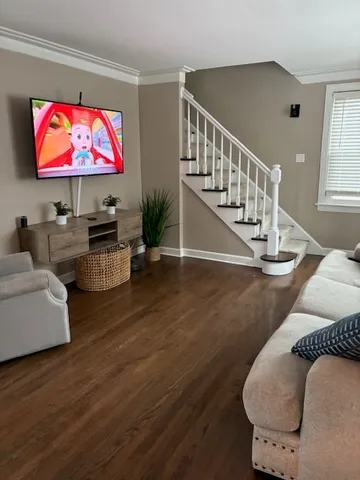 $389,000 | 7712 West Dickens Avenue, Elmwood Park, IL 60707