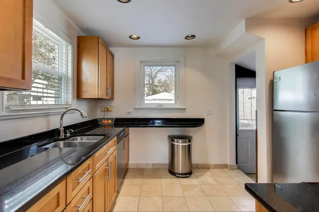 $389,000 | 7712 West Dickens Avenue, Elmwood Park, IL 60707