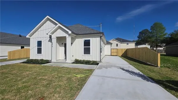 $1,850 | 3615 Park Boulevard, Chalmette, LA 70043