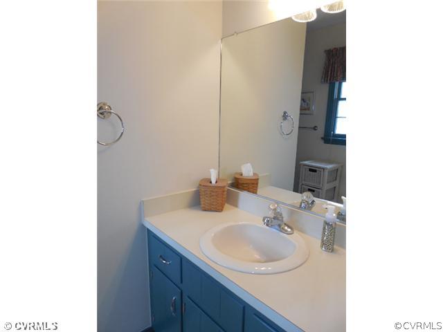 6271 North Midview Road Henrico, VA 23231 - Photo 12 of 15 Gallery Image 12