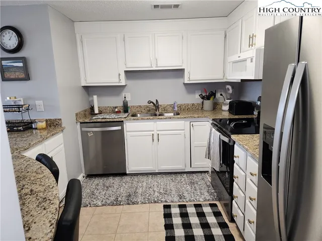 $1,750 | 303 Sugar Top Drive, Unit 3230, Sugar Mountain, NC 28604