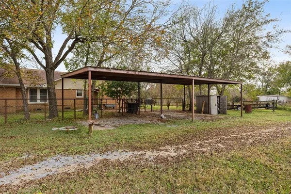 $345,000 | 195 County Road 852, Donie, TX 75838