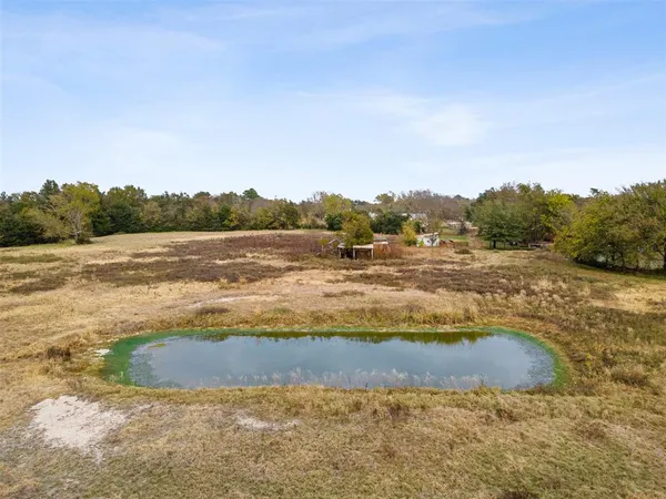 $345,000 | 195 County Road 852, Donie, TX 75838