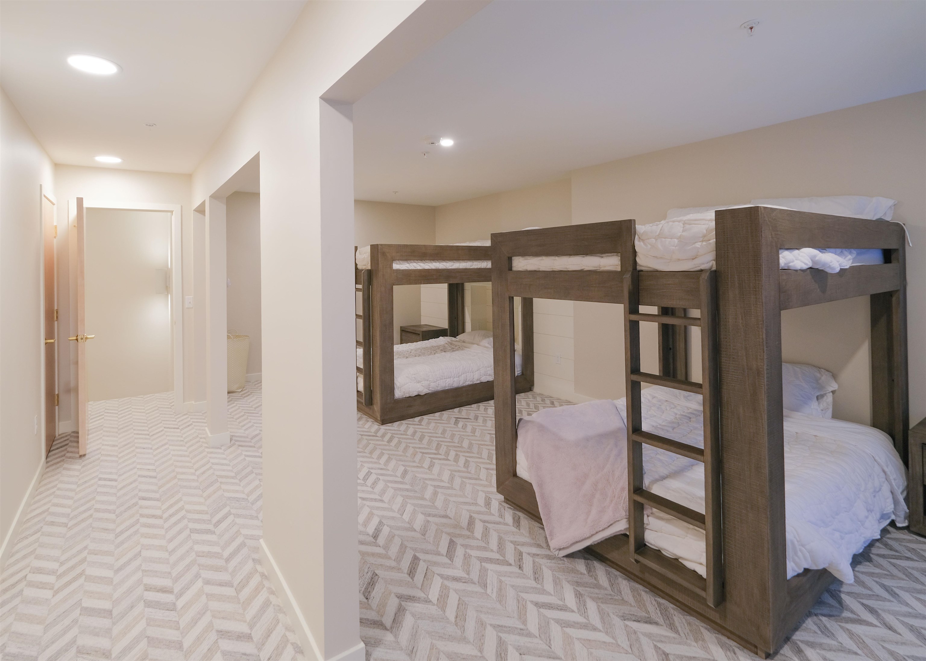 56 Ledgewood Road, Unit C3/C4 GARAGE Ludlow, VT 05149 - Photo 24 of 39