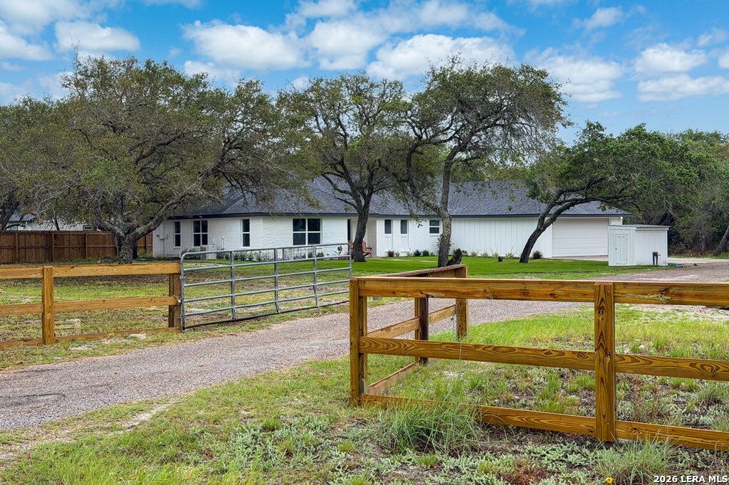 150 Wishert Road Rockport, TX 78382 - Photo 4 of 37