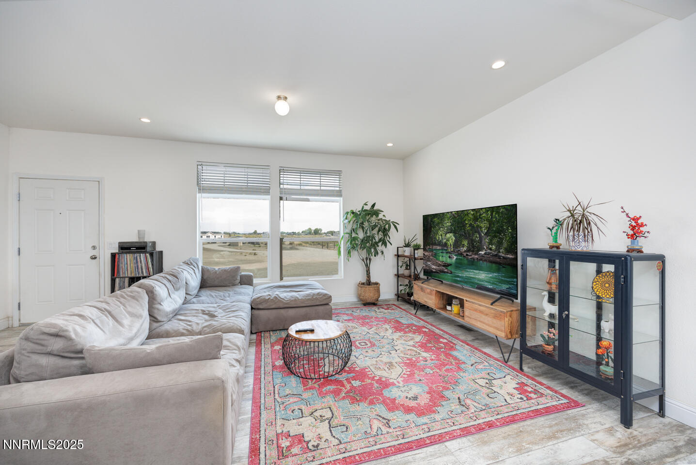 5944 Dillon Drive Fallon, NV 89406 - Photo 5 of 18 5