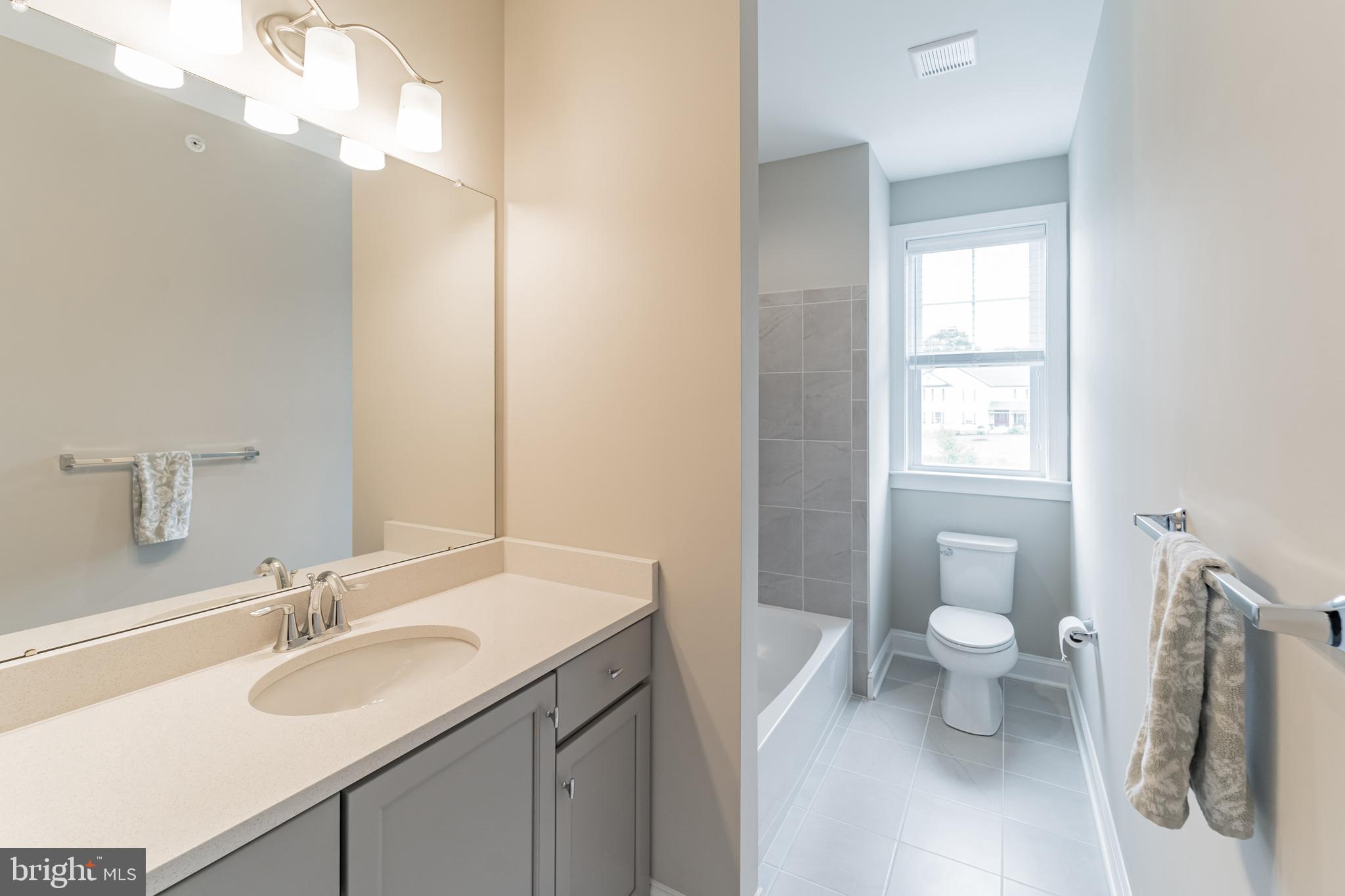1 Overlook Road Lower Gwynedd, PA 19002 - Photo 35 of 39 Hall Bathroom