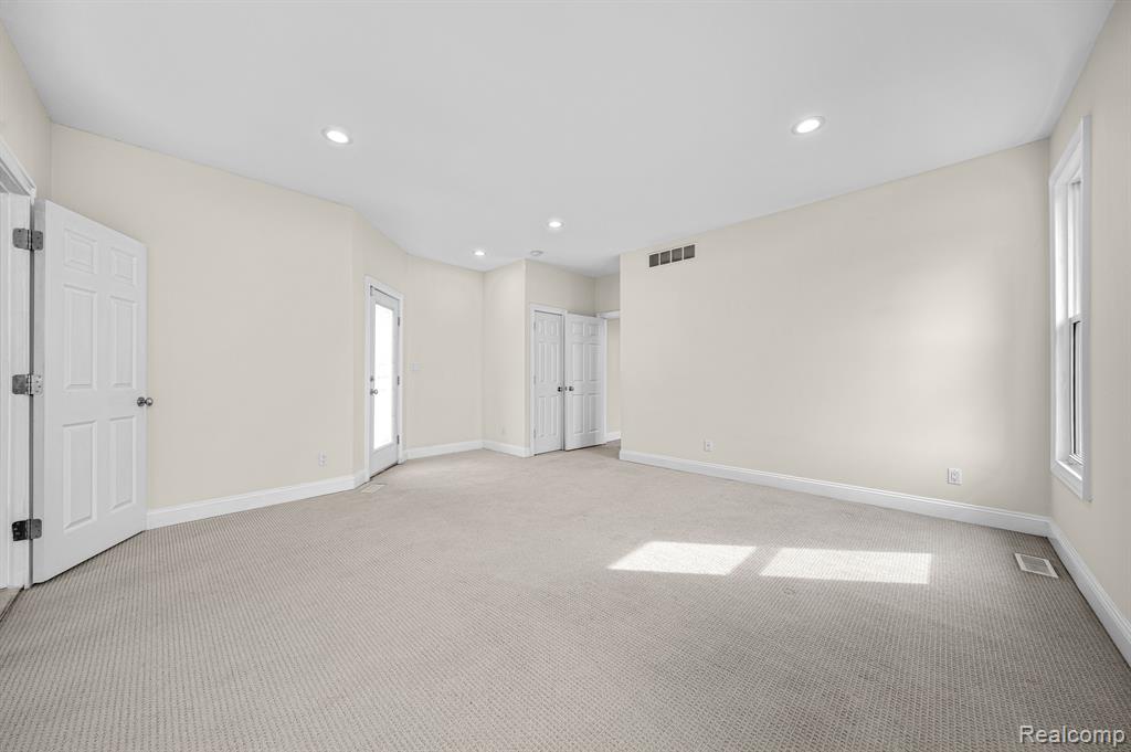 25977 Power Road Farmington, MI 48336 - Photo 19 of 35