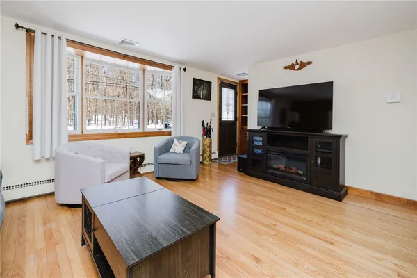 $655,000 | 185 Moulton Street, Rehoboth, MA 02769