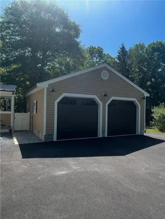 $655,000 | 185 Moulton Street, Rehoboth, MA 02769