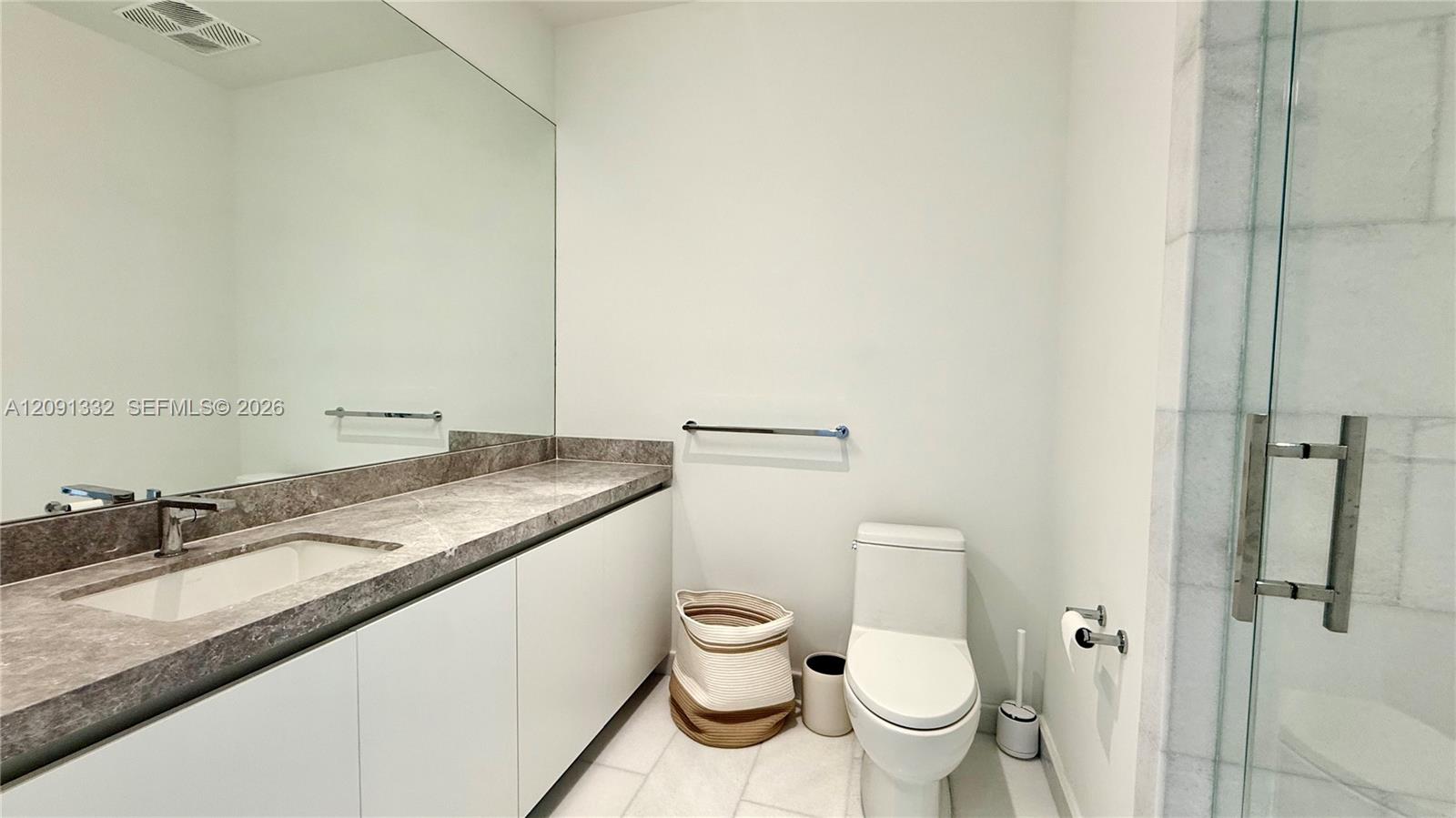 175 Southeast 25th Road, Unit 3302 Miami, FL 33129 - Photo 30 of 83 Gallery Image 30