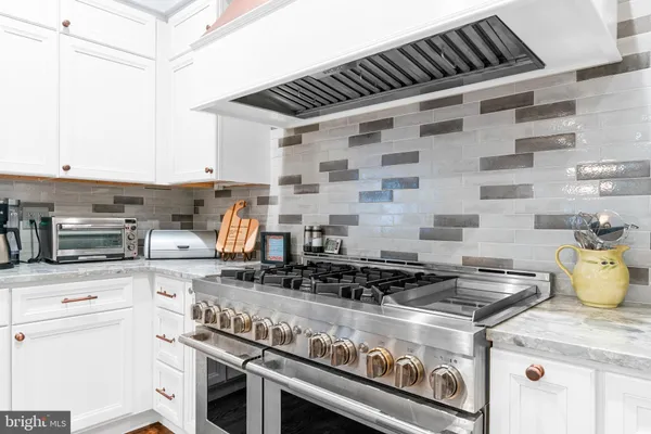 $1,795,000 | 17524 Ashton Forest Terrace, Sandy Spring, MD 20860