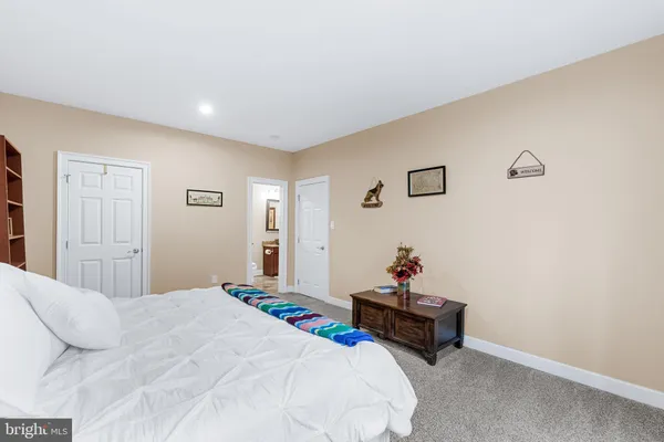$1,795,000 | 17524 Ashton Forest Terrace, Sandy Spring, MD 20860