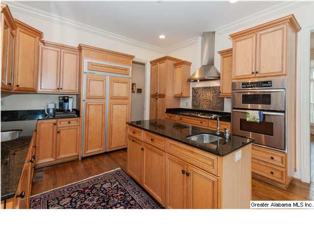 3967 Westminster Lane Birmingham, AL 35243 - Photo 7 of 32