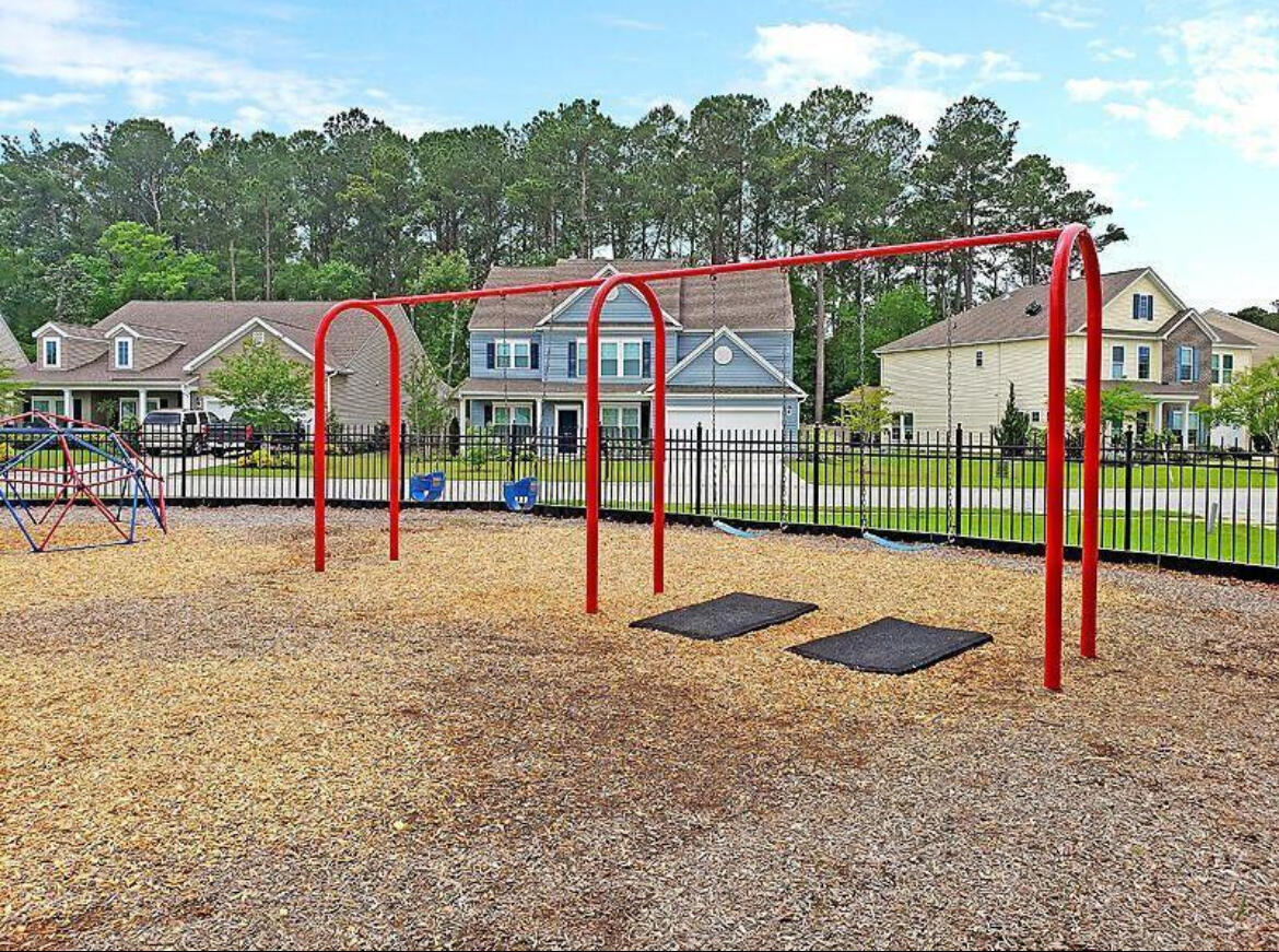 6028 Coral Berry Road Hanahan, SC 29410 - Photo 33 of 33 IMG_6934