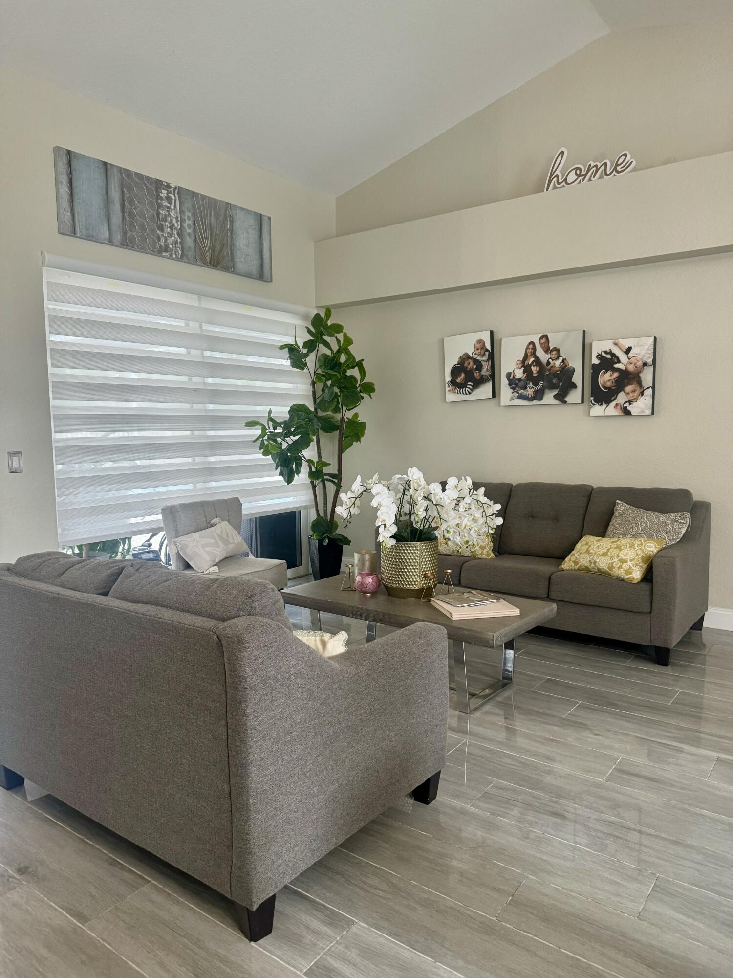 122 Nottingham Road Royal Palm Beach, FL 33411 - Photo 11 of 49 IMG_3942
