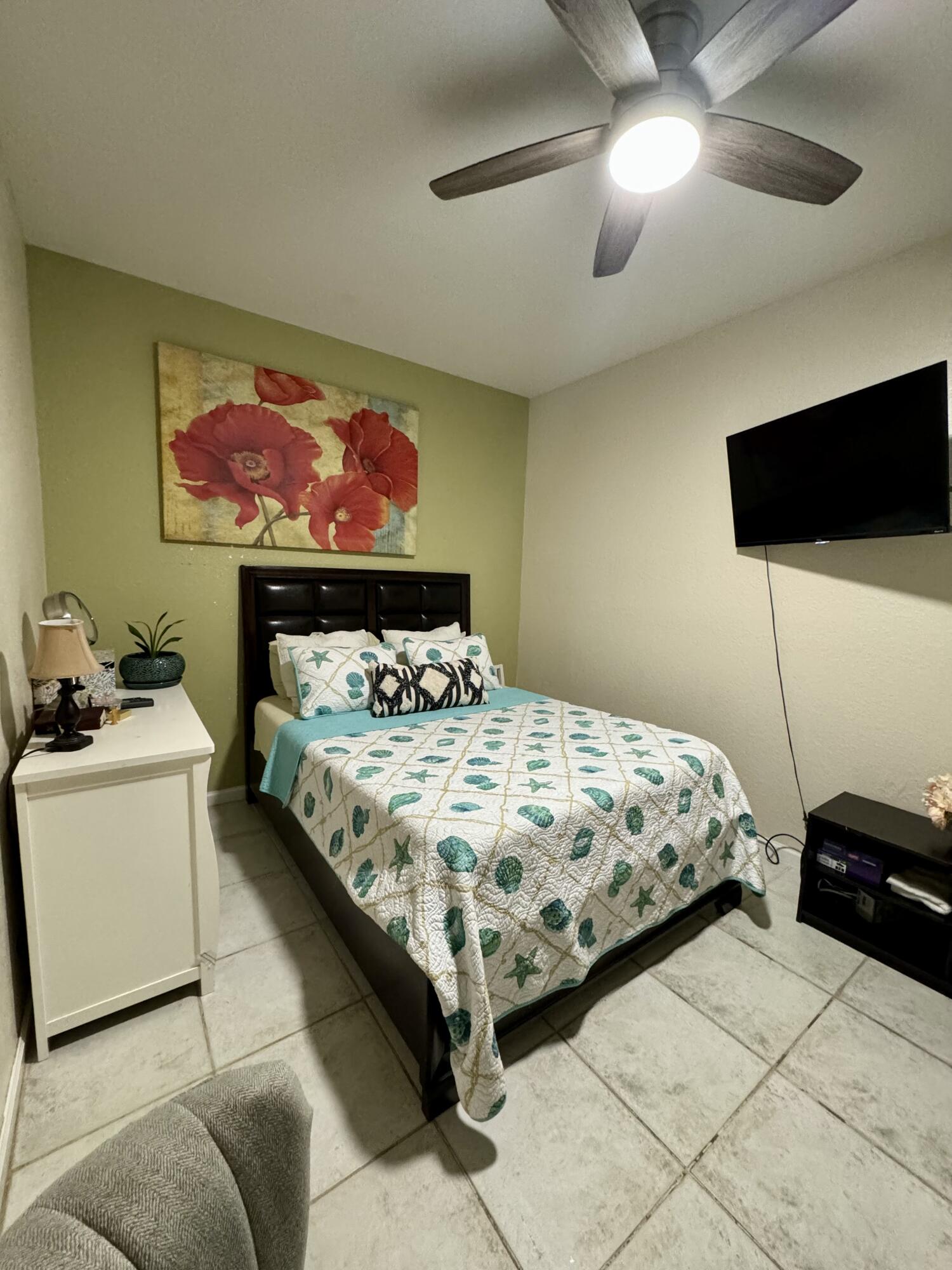 122 Nottingham Road Royal Palm Beach, FL 33411 - Photo 35 of 49 IMG_4411