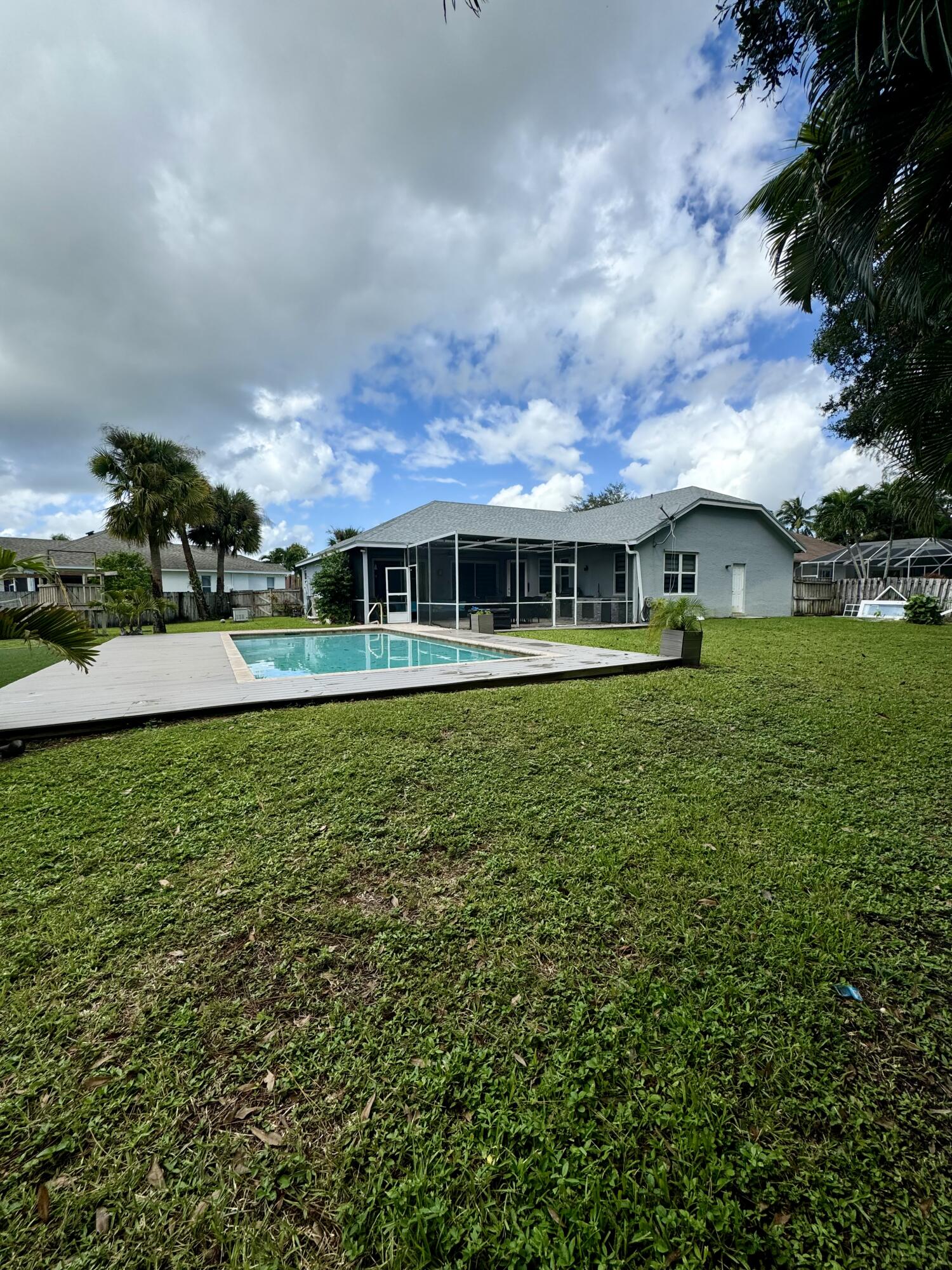122 Nottingham Road Royal Palm Beach, FL 33411 - Photo 48 of 49 IMG_4373