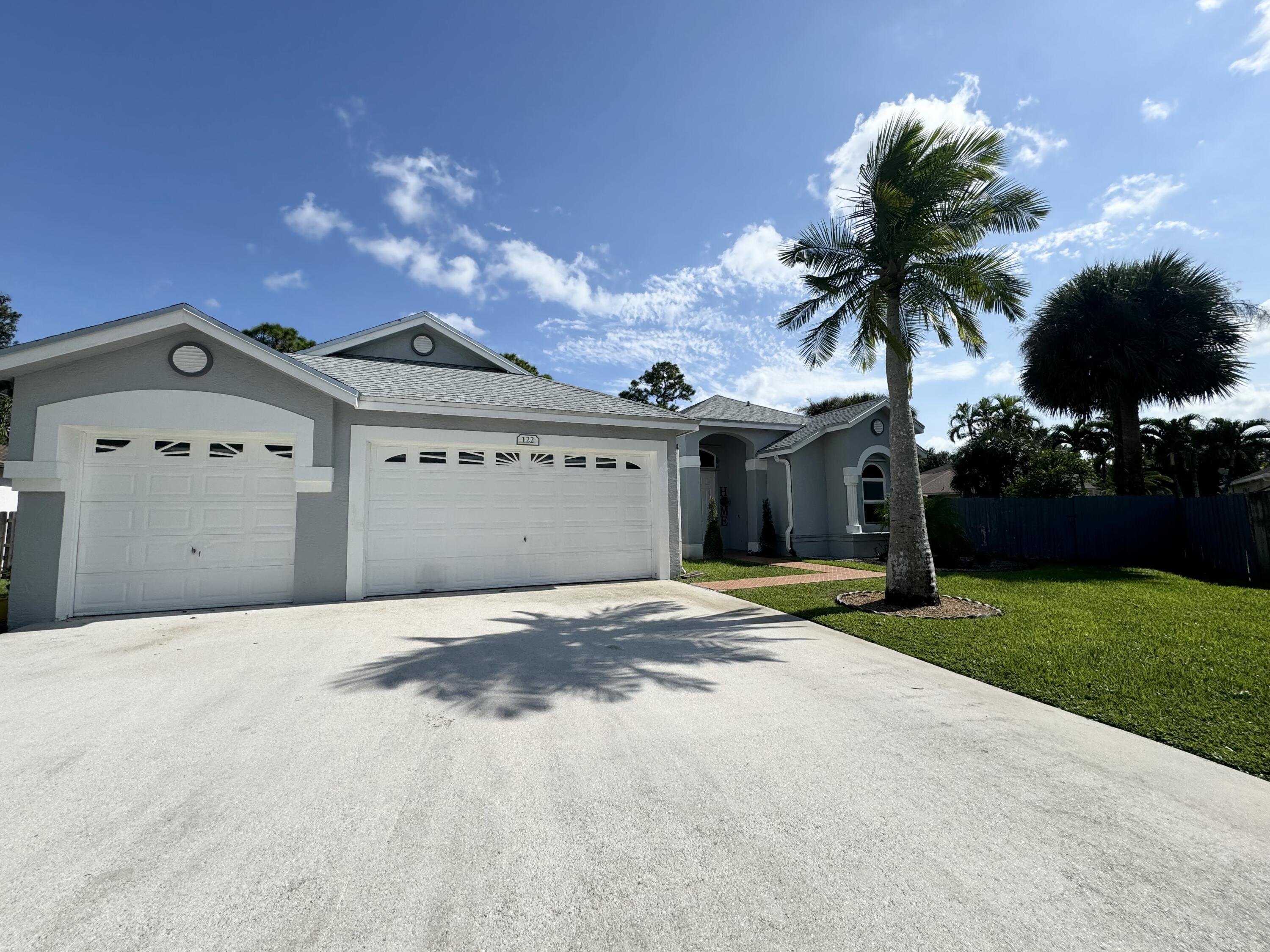 122 Nottingham Road Royal Palm Beach, FL 33411 - Photo 5 of 49 IMG_4503