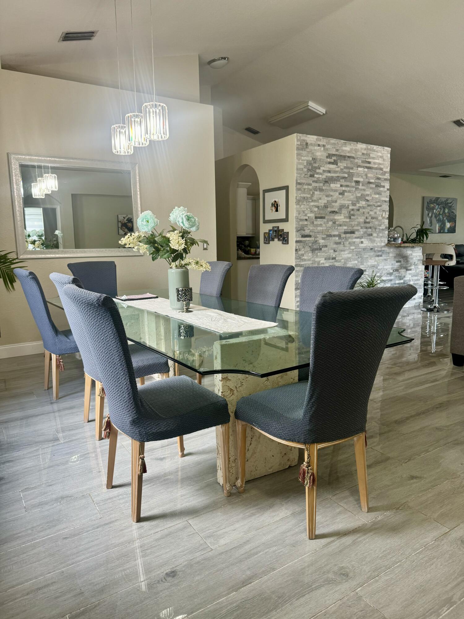 122 Nottingham Road Royal Palm Beach, FL 33411 - Photo 10 of 49 IMG_3947 (1)