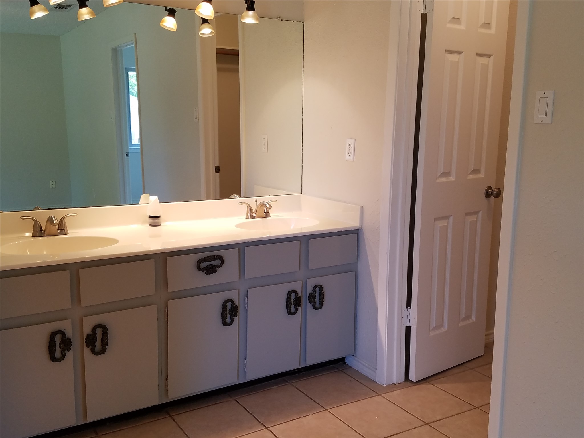 3607 Cornerstone Round Rock, TX 78681 - Photo 10 of 15