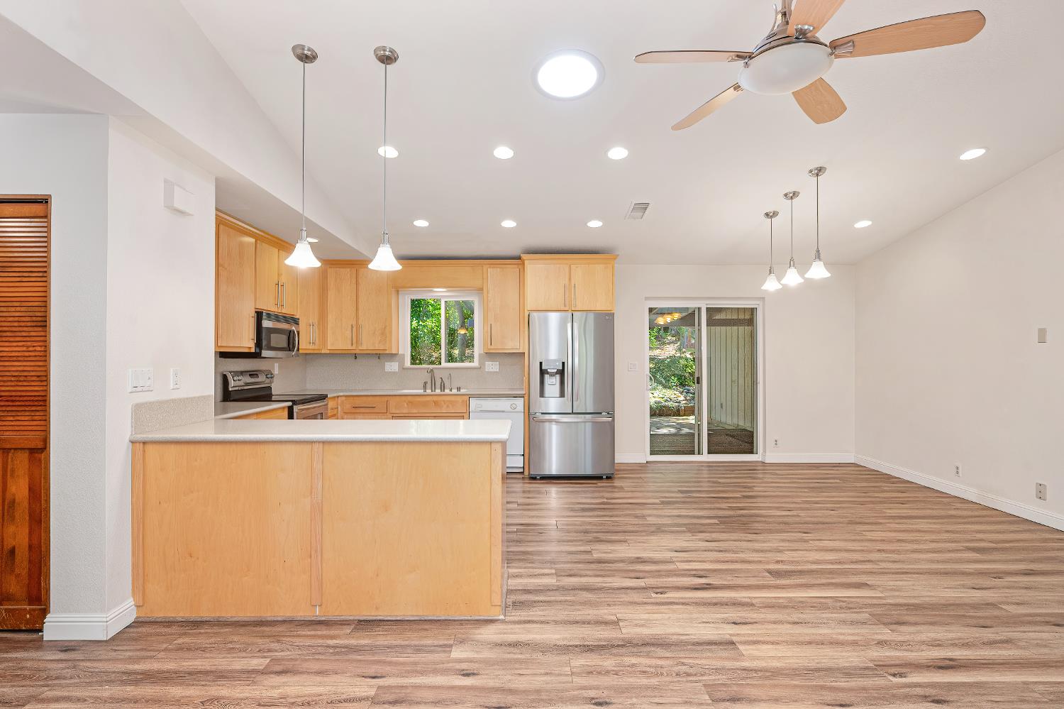 3370 Hacienda Road Cameron Park, CA 95682 - Photo 6 of 25